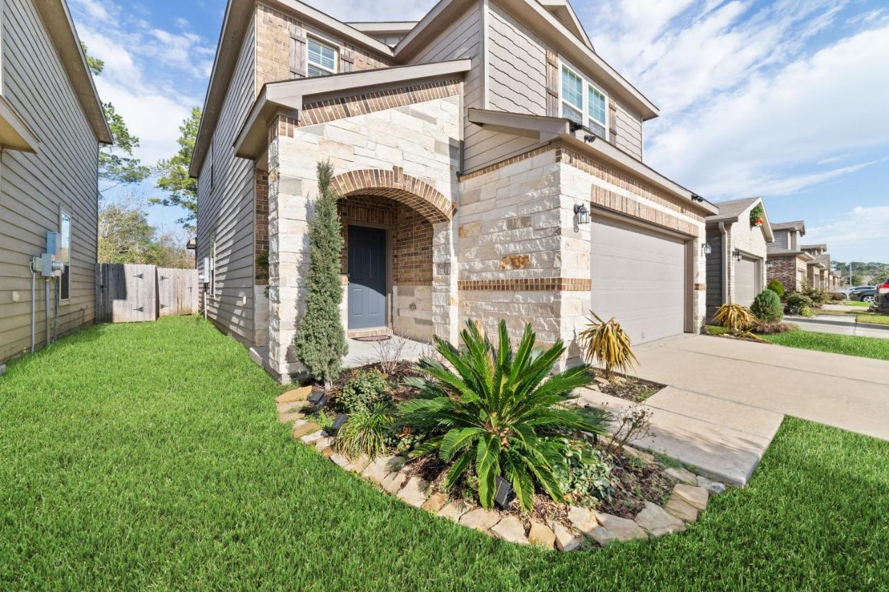 N-E-G House - Near David Wayne Hooks Airport Villa Houston Exterior photo